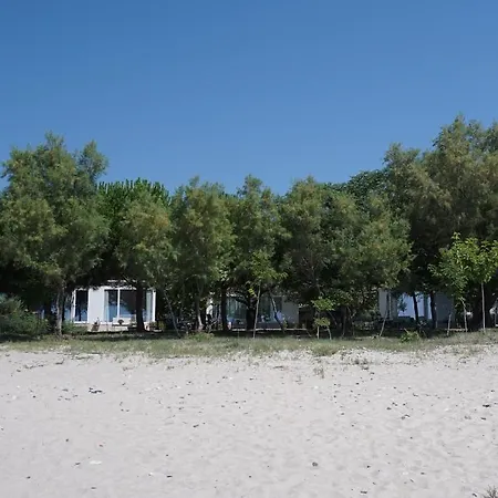 Private Sea Front !-platan 3 * Develikia